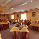 Maerkischer Hof Hotel