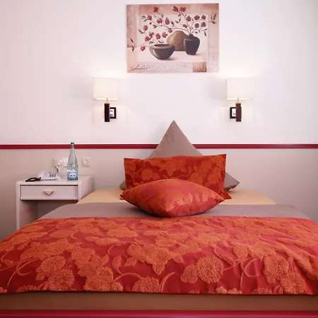 Maerkischer Hof 3*