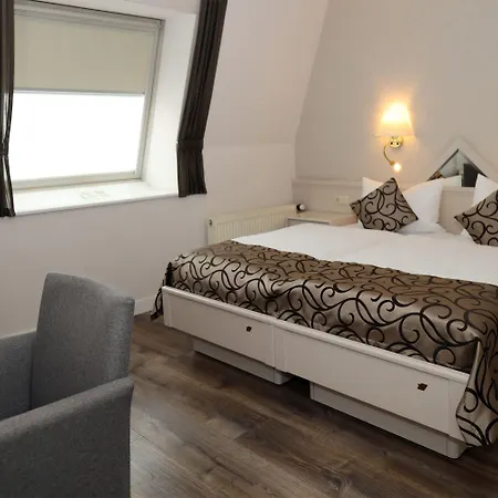 Hotel Maerkischer Hof 3*