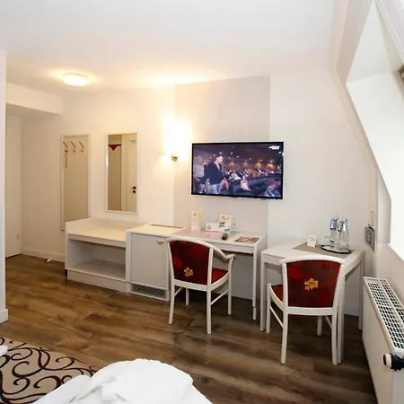 Maerkischer Hof Szálloda