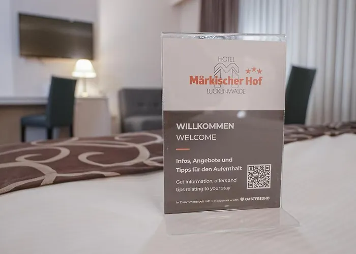 מלון Maerkischer Hof 3*