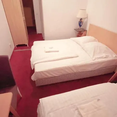 Maerkischer Hof Hotel Berlín
